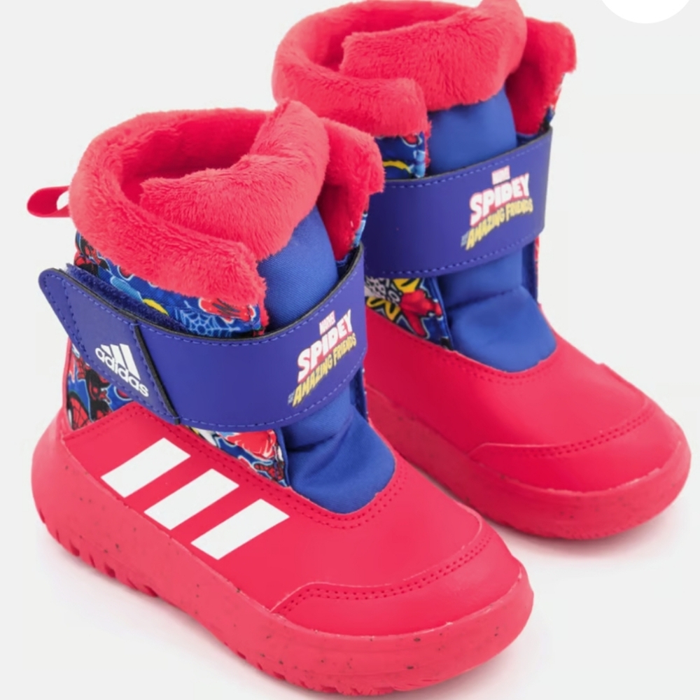 New Adidas Marvel Spiderman Unisex boots Size 5.5